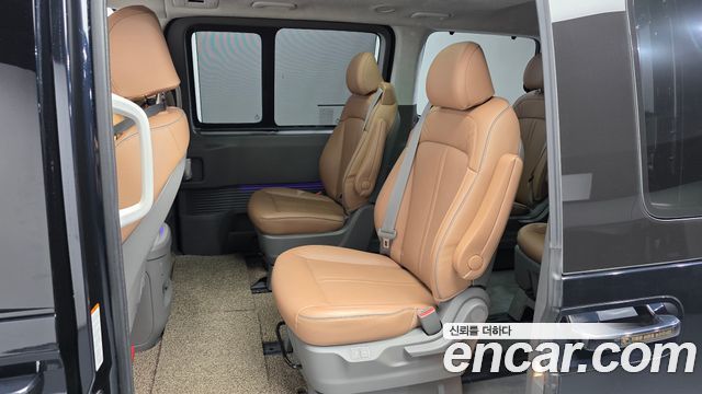 Hyundai Staria Lounge 9-Seater Inspiration 2022 — фото 26