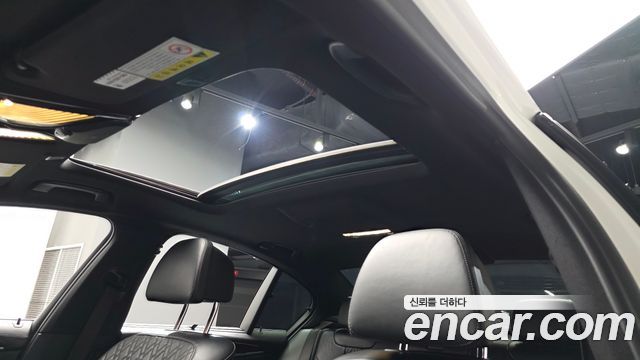 BMW 5 Series (G30) 520d xDrive M Sport Package Plus 2018 — фото 16