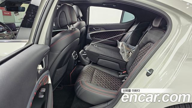 Genesis G70 Gasoline 3.3T 4WD 2024 — фото 15