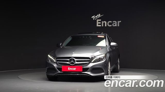 Mercedes-Benz C-Class (W205) C220 d 4MATIC 2018 — фото 3