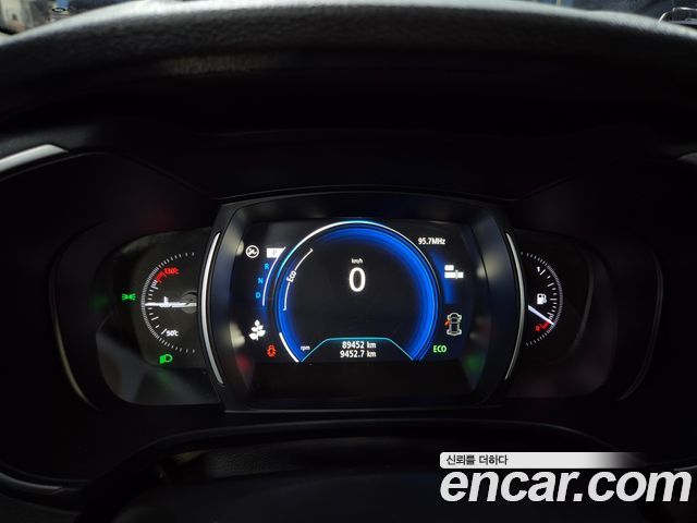 Renault Korea QM6 Gasoline 2WD LE 2019 — фото 16