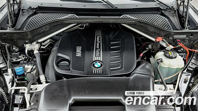 BMW X6 (F16) xDrive 30d 2016 — фото 6