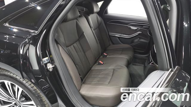 Audi A8 (D5) 50 TDI Quattro Premium 2023 — фото 12