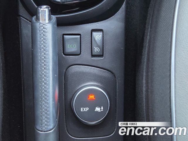 Renault Korea QM3 RE Signature 2015 — фото 15