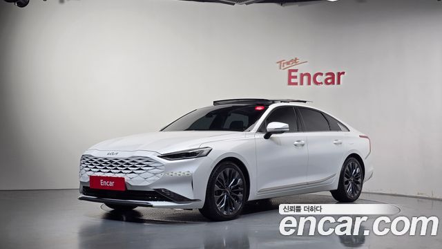 Kia K8 2.5 Gasoline 2WD Signature Special 2023 — фото 1