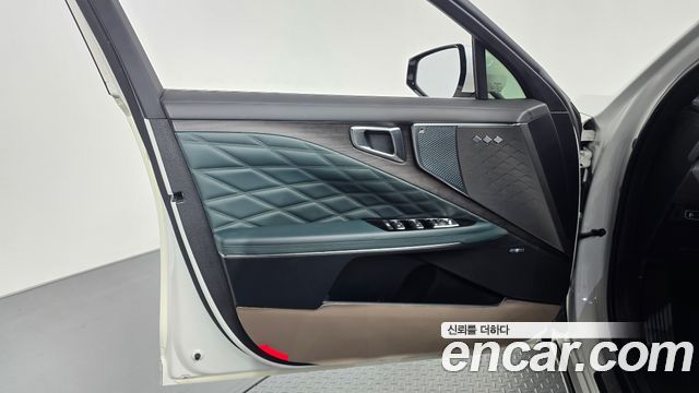 Kia K8 2.5 Gasoline 2WD Signature Special 2023 — фото 30