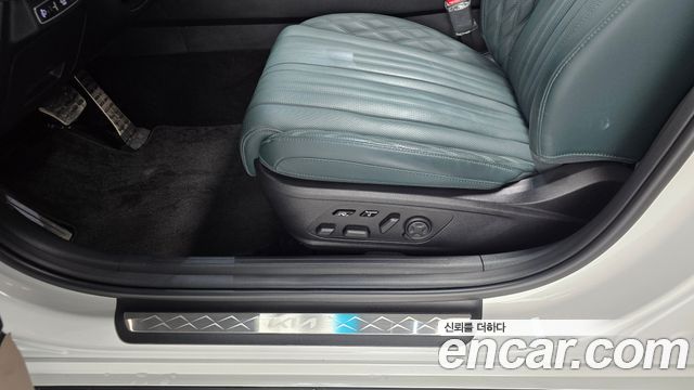 Kia K8 2.5 Gasoline 2WD Signature Special 2023 — фото 40