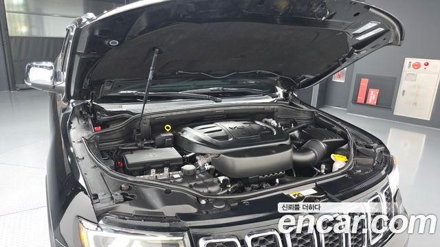 Jeep Grand Cherokee 3.6 Limited WK2 2020 — фото 6