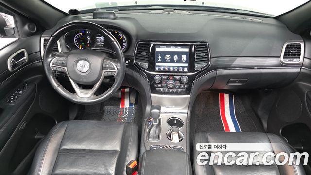 Jeep Grand Cherokee 3.6 Limited WK2 2020 — фото 7