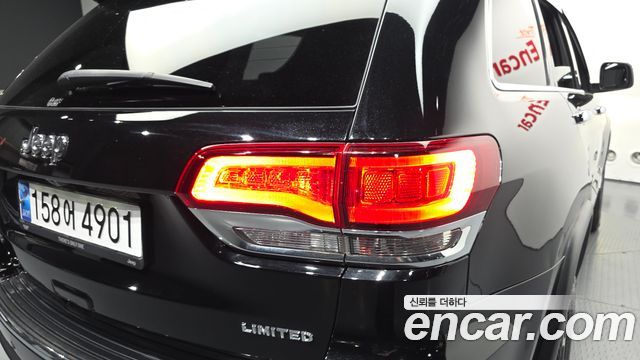 Jeep Grand Cherokee 3.6 Limited WK2 2020 — фото 23