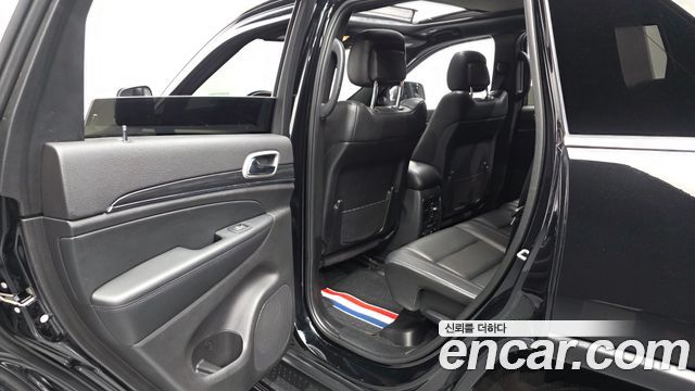Jeep Grand Cherokee 3.6 Limited WK2 2020 — фото 26