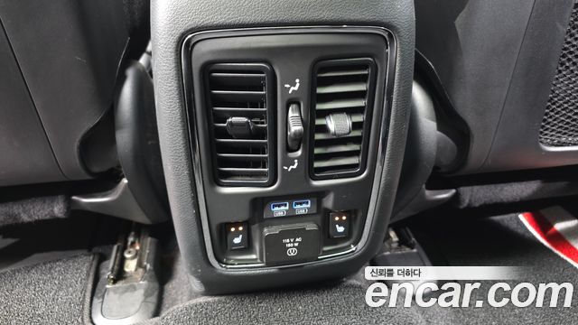 Jeep Grand Cherokee 3.6 Limited WK2 2020 — фото 28