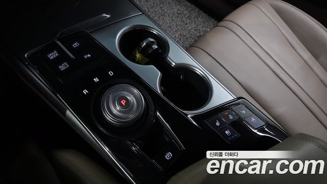 Kia K8 2.5 Gasoline 2WD Noblesse 2023 — фото 9