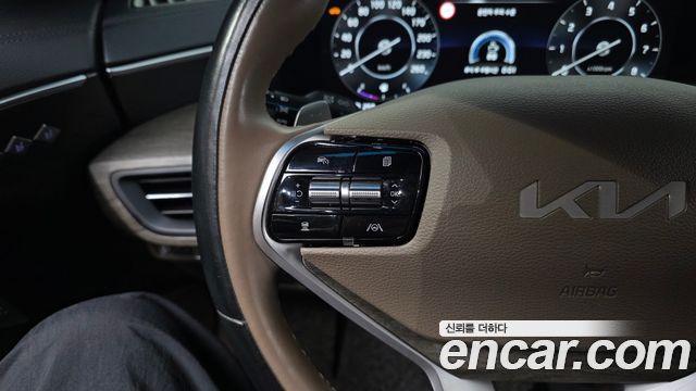 Kia K8 2.5 Gasoline 2WD Noblesse 2023 — фото 17