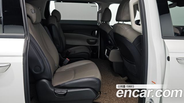 Kia Carnival (IV) HEV 9seater Nobless 2025 — фото 12