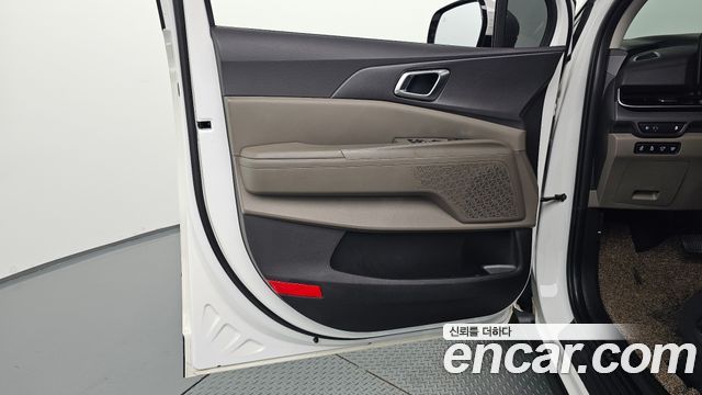 Kia Carnival (IV) HEV 9seater Nobless 2025 — фото 24