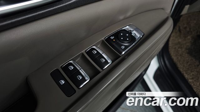 Kia Carnival (IV) HEV 9seater Nobless 2025 — фото 28