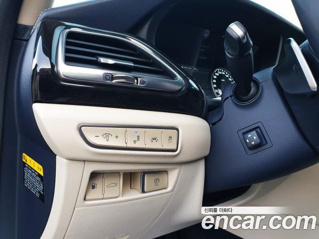 Genesis EQ900 3.8 GDI AWD Premium Luxury 2016 — фото 9