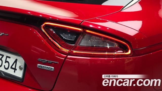 Kia Stinger 3.3 Turbo AWD GT 2018 — фото 23