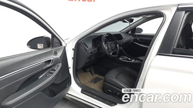 Hyundai Sonata (DN8) 2.0 LPG(rental car) Smart 2022 — фото 10
