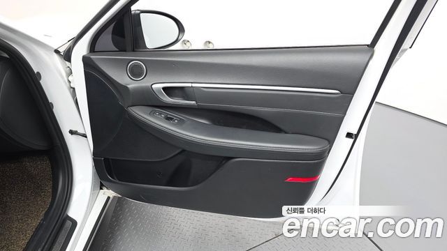 Hyundai Sonata (DN8) 2.0 LPG(rental car) Smart 2022 — фото 30
