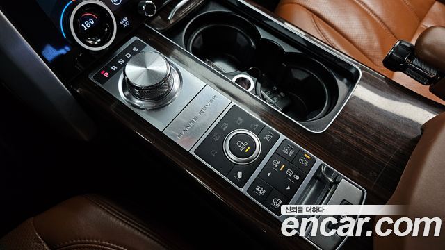 Land Rover Range Rover (IV) 5.0 SC AB 2016 — фото 9