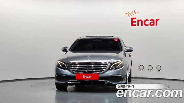Mercedes-Benz E-Class (W213) E300 4MATIC Exclusive 2018 — фото 3