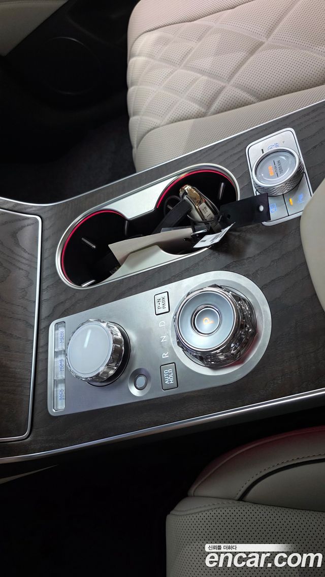 Genesis GV80 2.5T Gasoline AWD 2025 — фото 9