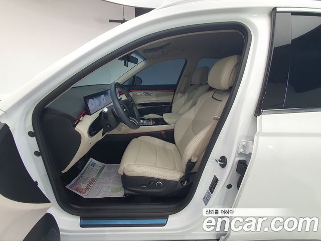 Genesis GV70 2.5T Gasoline 2WD 2025 — фото 9