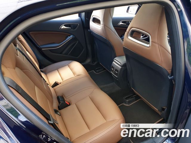 Mercedes-Benz GLA-Class (X156) GLA250 4MATIC 2018 — фото 4