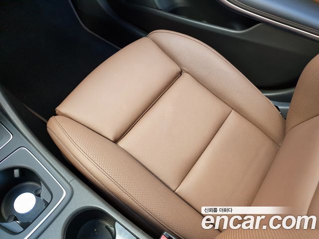 Mercedes-Benz GLA-Class (X156) GLA250 4MATIC 2018 — фото 6