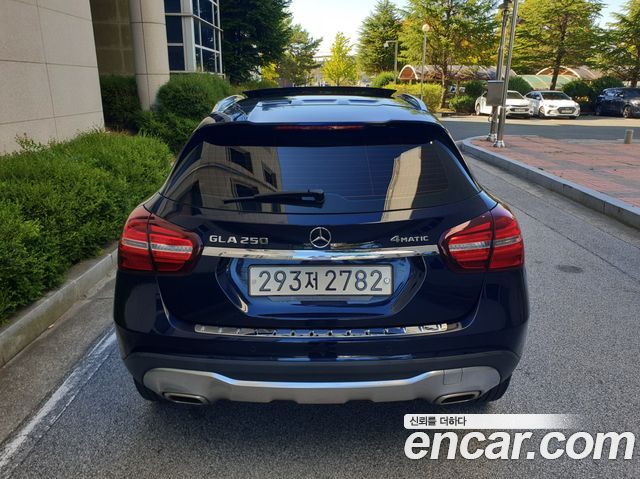 Mercedes-Benz GLA-Class (X156) GLA250 4MATIC 2018 — фото 22