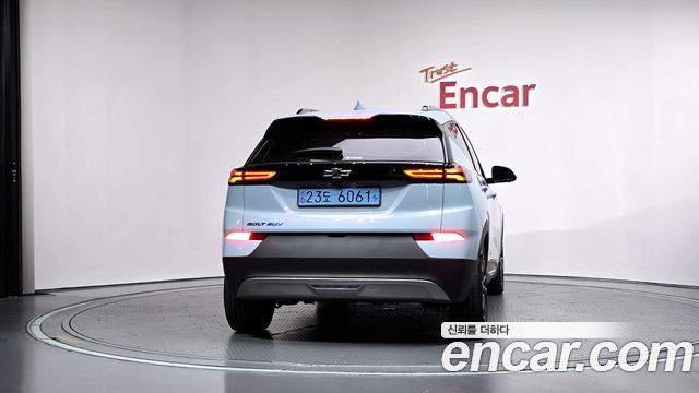 Chevrolet Bolt EUV Premier 2023 — фото 4