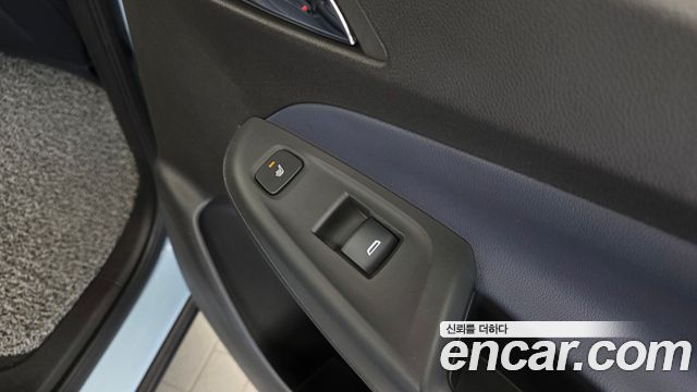 Chevrolet Bolt EUV Premier 2023 — фото 19