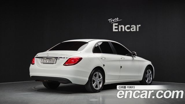 Mercedes-Benz C-Class (W205) C200 2016 — фото 2