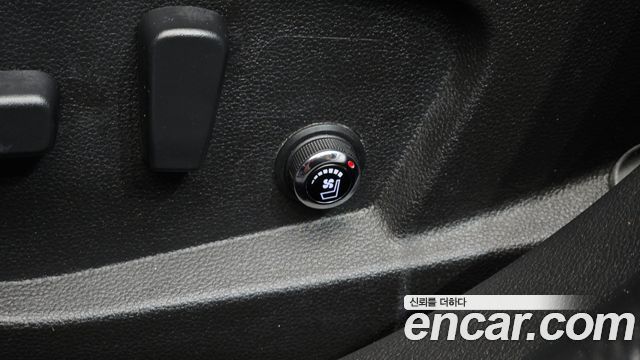 Renault Korea XM3 1.3 TCe RE Signature 2023 — фото 28