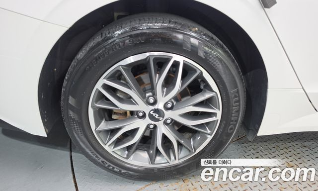 Kia K5 (III) 2.0 LPI(Renter car) Trandy 2023 — фото 5