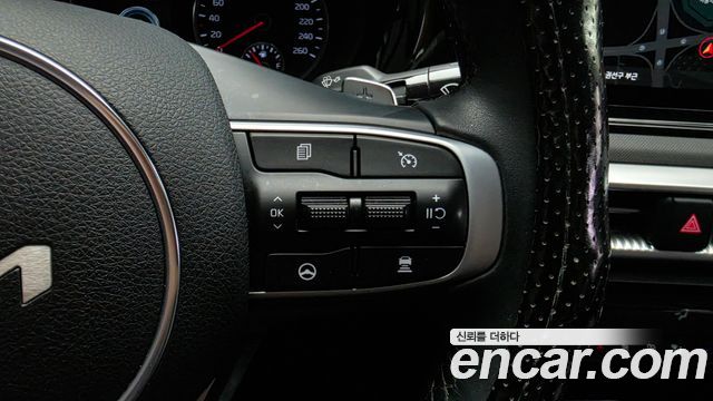 Kia K5 (III) 2.0 LPI(Renter car) Trandy 2023 — фото 17