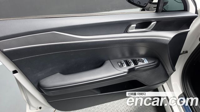 Kia K5 (III) 2.0 LPI(Renter car) Trandy 2023 — фото 24