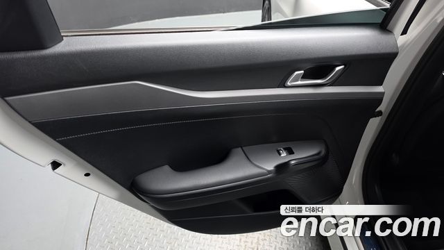 Kia K5 (III) 2.0 LPI(Renter car) Trandy 2023 — фото 25
