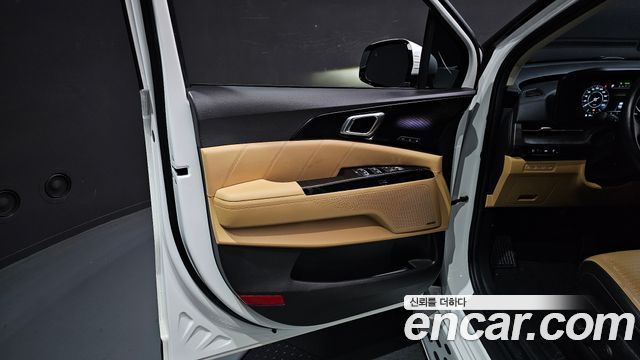Kia Carnival (IV) Gasoline 7-Seater Signature 2023 — фото 24