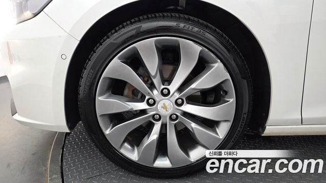Chevrolet Malibu 2.0 Turbo LTZ Premium 2017 — фото 5