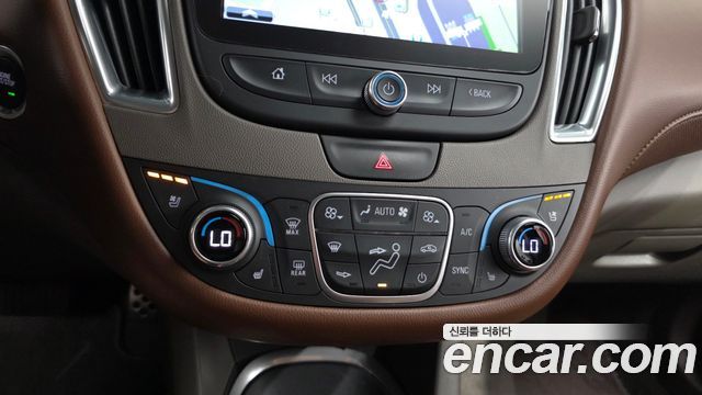 Chevrolet Malibu 2.0 Turbo LTZ Premium 2017 — фото 18