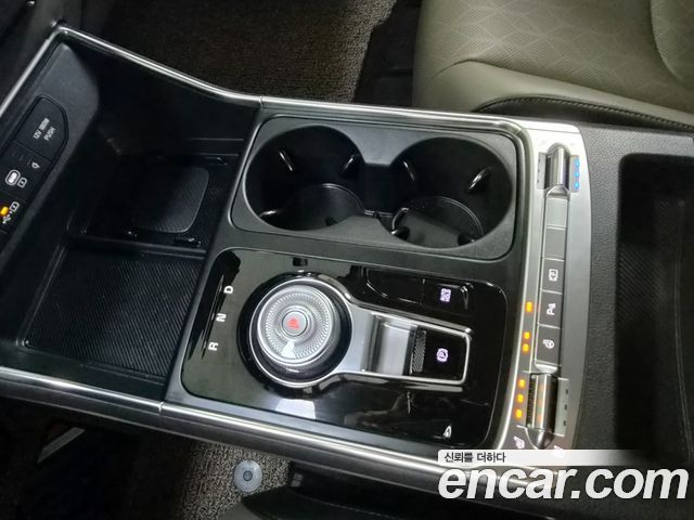Kia Carnival (IV) HEV 9seater Nobless 2026 — фото 16