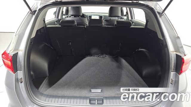 Kia Sportage The Bold Diesel 2.0 2WD Trendy 2020 — фото 19