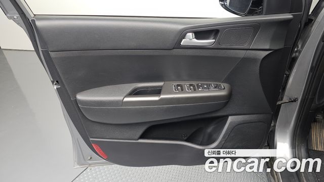 Kia Sportage The Bold Diesel 2.0 2WD Trendy 2020 — фото 24