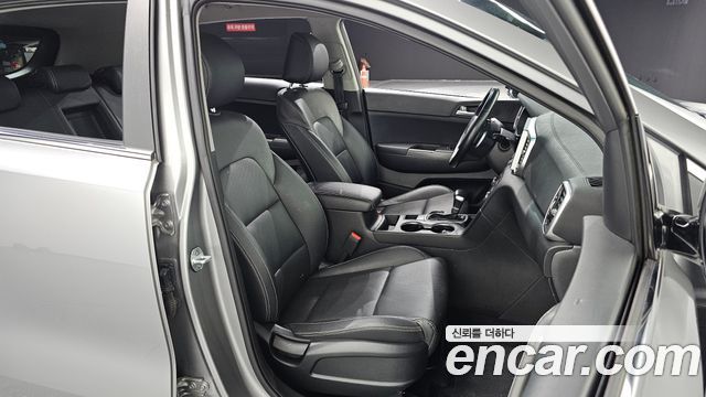 Kia Sportage The Bold Diesel 2.0 2WD Trendy 2020 — фото 26