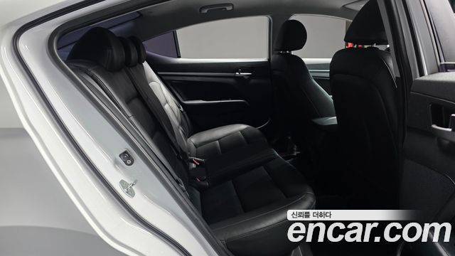 Hyundai Avante (AD) 1.6 Smart 2019 — фото 11