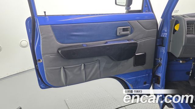 Chevrolet Damas 2-Seater Panel-Van DLX 2015 — фото 24
