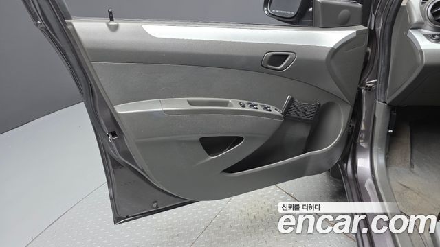 Chevrolet Spark LS Standard 2014 — фото 24